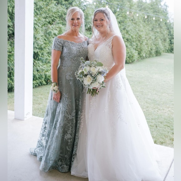 LARA 29122 Silver Sage Off-Shoulder Women’s Lace Embroidered Formal Dress Sz 10 - Picture 3 of 10